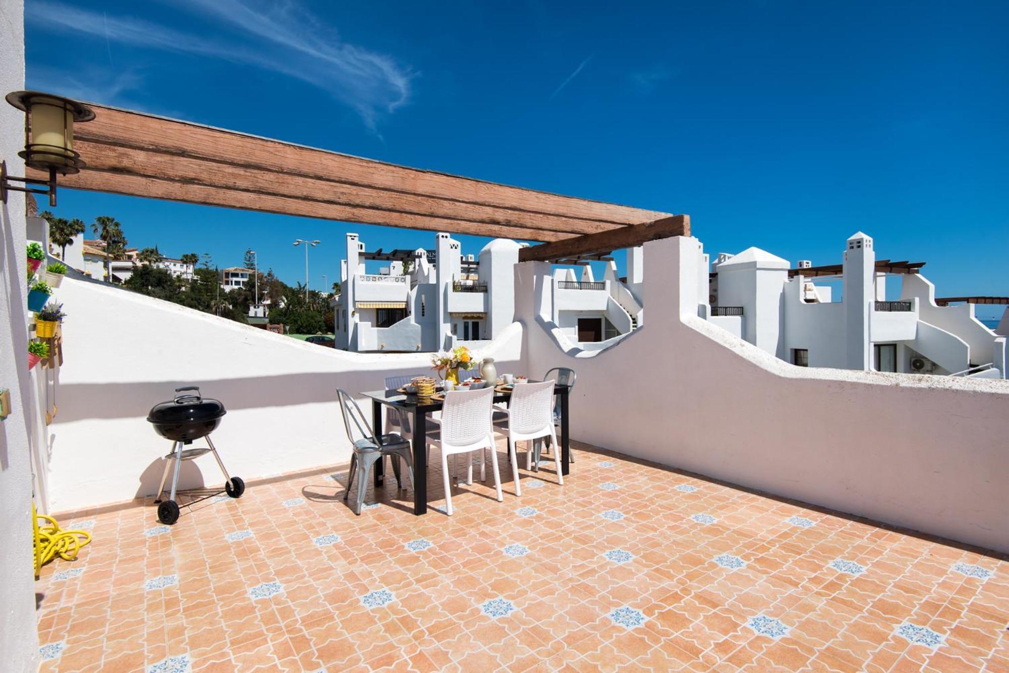 Coral Island Mediterranean Duplex Penthouse بينالماذينا المظهر الخارجي الصورة